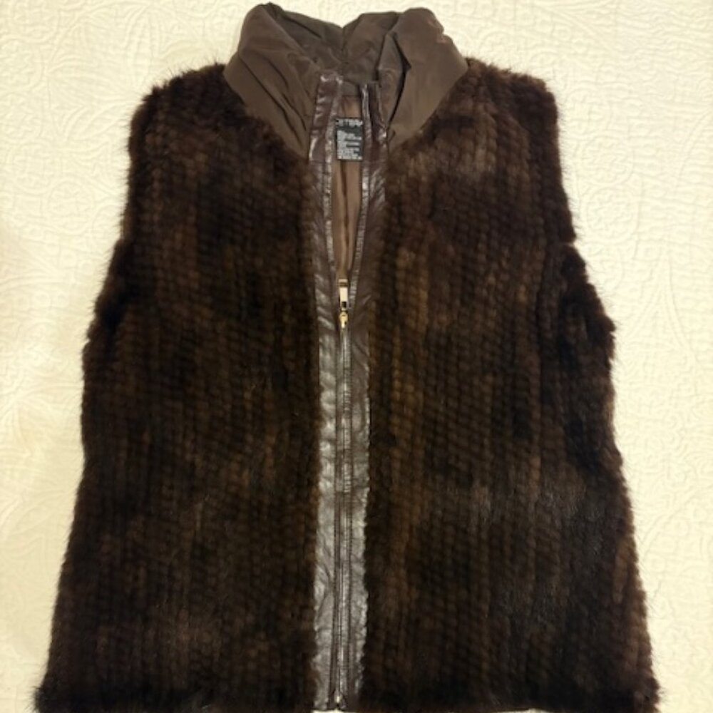 Women's Etcetera Size M Zip Up Faux Fur Vest